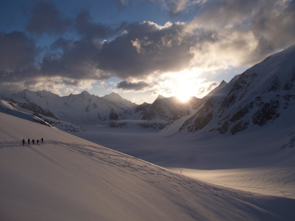 L'escursionismo in montagna e' attivita' propria della Guida Alpina